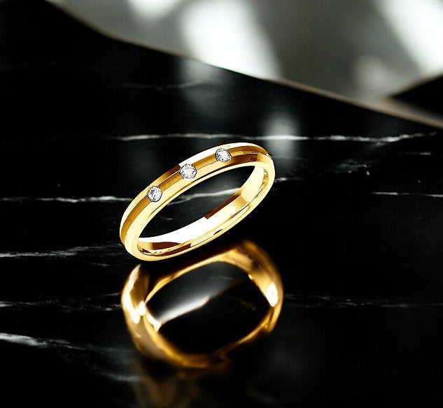 18K Yellow Gold & Triple Diamond 3mm Wedding Band - Pobjoy Diamonds