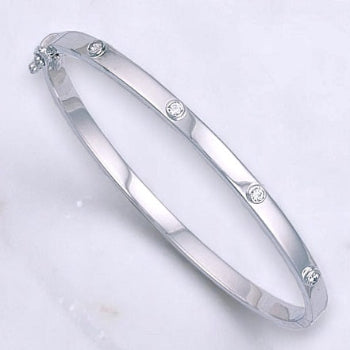 White Gold Ladies Studded Diamond Hinged Bangle 0.24 Carat