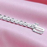9K White Gold Diamond Tennis Bracelet 0.55 Carat. Pobjoy