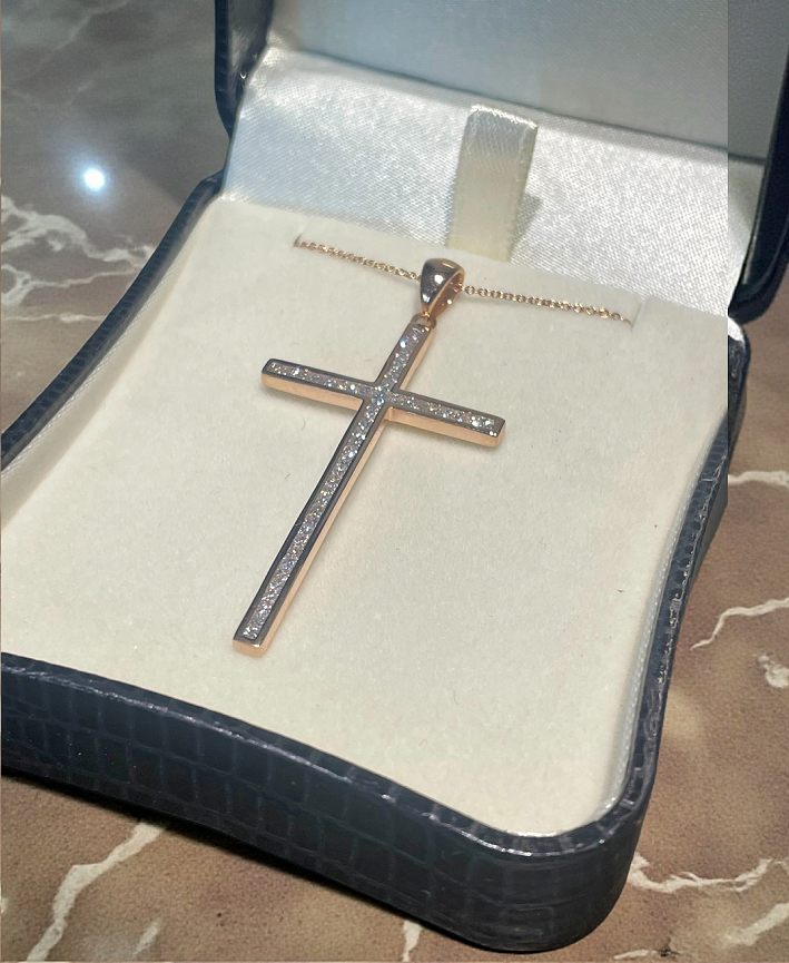 18K Rose Gold & 0.70 Carat Diamond Cross Pendant - Pobjoy Diamonds