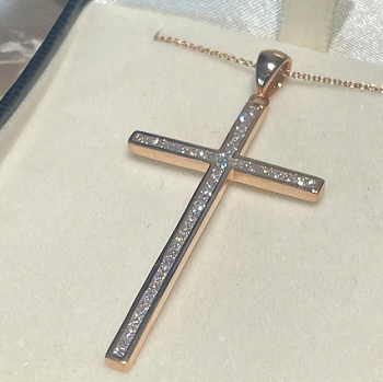 18K Rose Gold & 0.70 Carat Diamond Cross Pendant