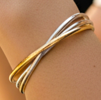 9K Gold Ladies Russian Solid Round Design Bangle - Pobjoy Diamonds