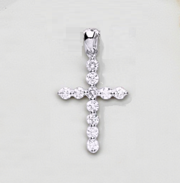 18K White Gold Diamond Cross Pendant 0.30 Carats