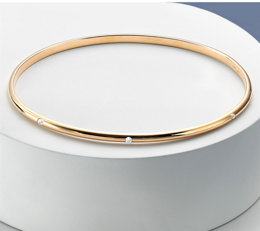 9K Yellow Gold Diamond Scattered D Shape Bangle 