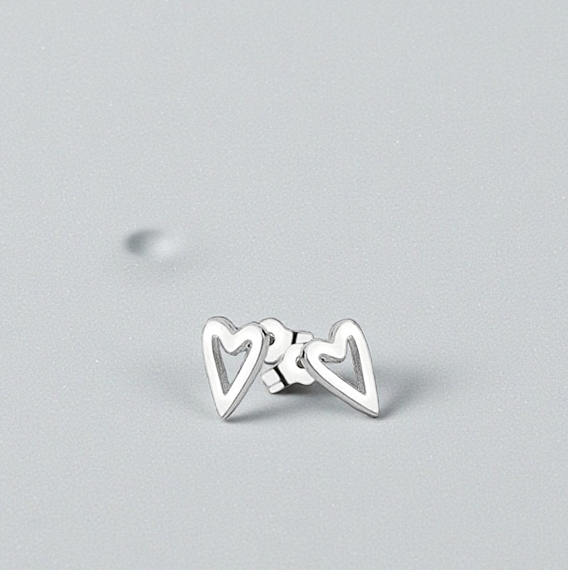 9K Gold Heart Pendant Necklace & Earrings Set - Pobjoy Diamonds