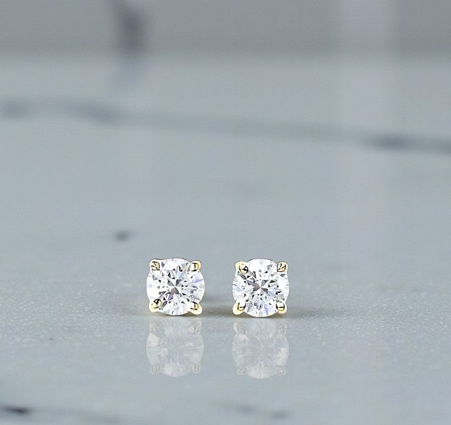 9K Gold Ethical Lab Diamond Earring Studs & Pendant Necklace Set - Pobjoy Diamonds
