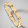 18K Yellow Gold Studded Diamond Hinged Bangle 1.00 Carat