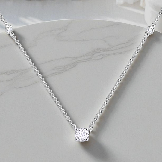 18K Gold Diamond Pendant & Neck Chain 1.64 carats