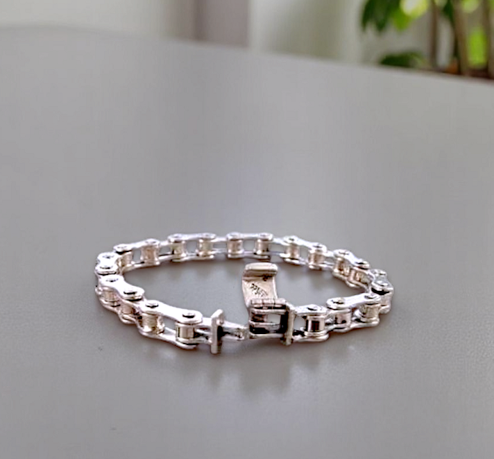 Chunky Sterling Silver Handmade Bike Chain Bracelet – Pobjoy Diamonds