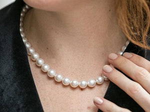 Large Freshwater Cultured Pearl Necklace - Pobjoy Diamonds