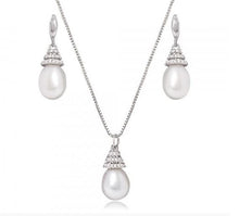 Load image into Gallery viewer, Freshwater Cultured Pearl Pendant Necklace &amp; Earrings Set - Pobjoy Diamonds