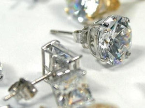 White Gold Round Brilliant Cut Diamond Claw Earring Settings 0.60 TO 1.00 Carat - Pobjoy Diamonds
