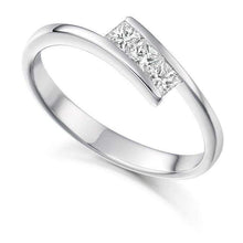 Load image into Gallery viewer, 18K White Gold Princess Cut Diamond Trilogy Ring 0.26 CTW - Pobjoy Diamonds