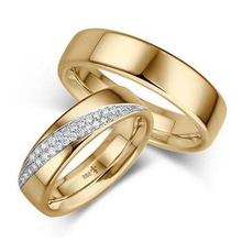 Load image into Gallery viewer, 18K Mens Flat Court Wedding Ring - Choice Of Width - Pobjoy Diamonds