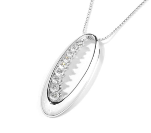 9K White Gold Graduated Diamond Oval Pendant Necklace - 0.50 CTW - Pobjoy Diamonds