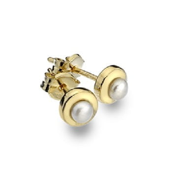 9K Yellow Gold Circle & White Pearl Stud Earrings - Pobjoy Diamonds