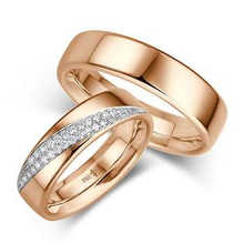 Load image into Gallery viewer, 18K Mens Flat Court Wedding Ring - Choice Of Width - Pobjoy Diamonds