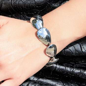 Handmade Sterling Silver Teardrop  Bracelet - Pobjoy Diamonds