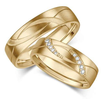 Load image into Gallery viewer, 18K Gold &amp; Diamond Wave Ladies Wedding Ring 5.5mm - Pobjoy Diamonds