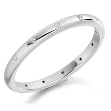 Load image into Gallery viewer, 18K Gold Wedding Band With Round Brilliant Cut Diamonds From Pobjoy